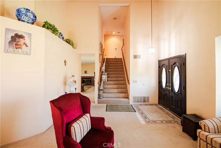 5044 Allington, Lakewood, California 90712