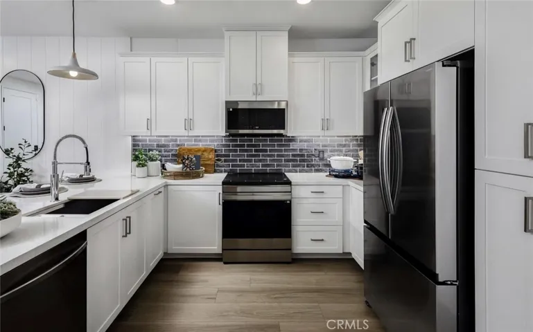 3938 E. Bucknell Paseo, Ontario, California 91761