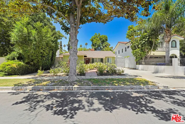 13143 Bloomfield Street, Sherman Oaks, California 91423