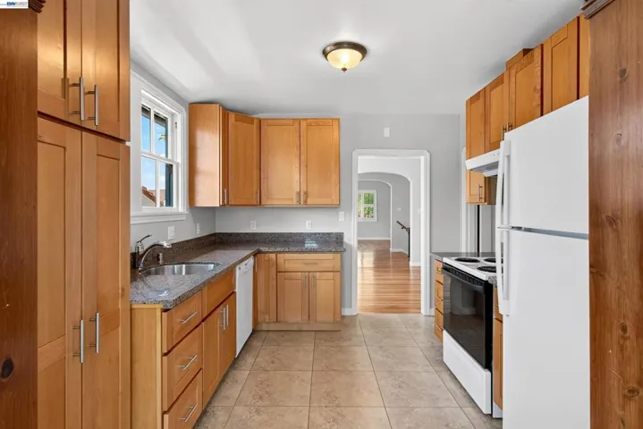 2926 2928 Fernside Blvd, Alameda, California 94501