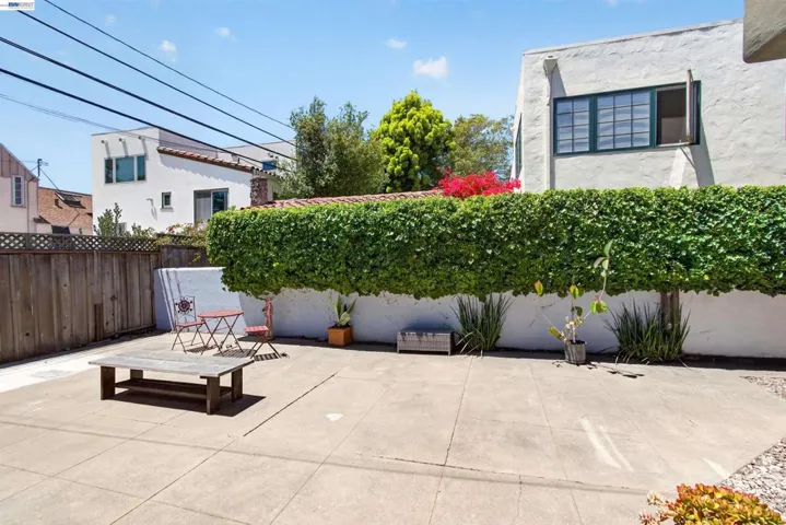 2926 2928 Fernside Blvd, Alameda, California 94501