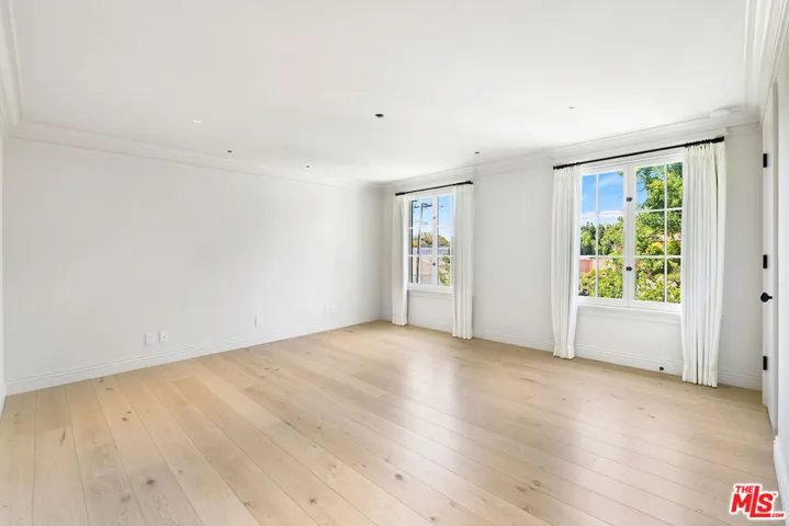 9565 Charleville Boulevard, Beverly Hills, California 90212