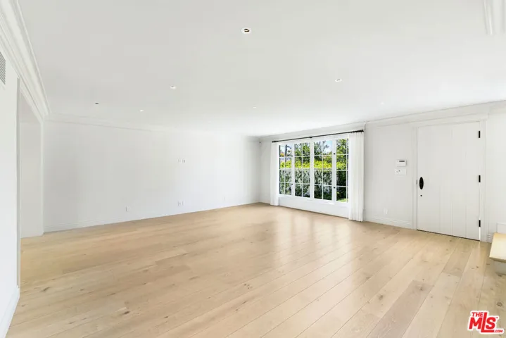 9565 Charleville Boulevard, Beverly Hills, California 90212