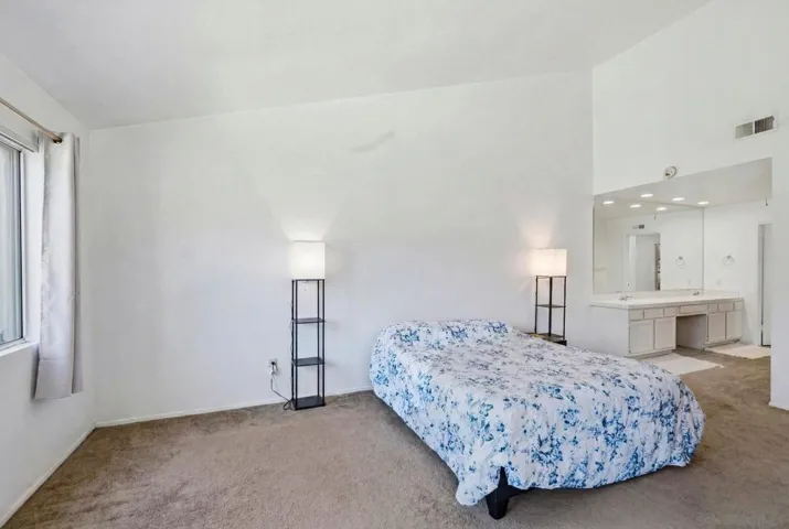 29402 Circle R Greens Dr, Escondido, California 92026