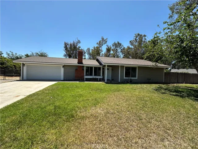 4546 Lone, Jurupa Valley, California 92509