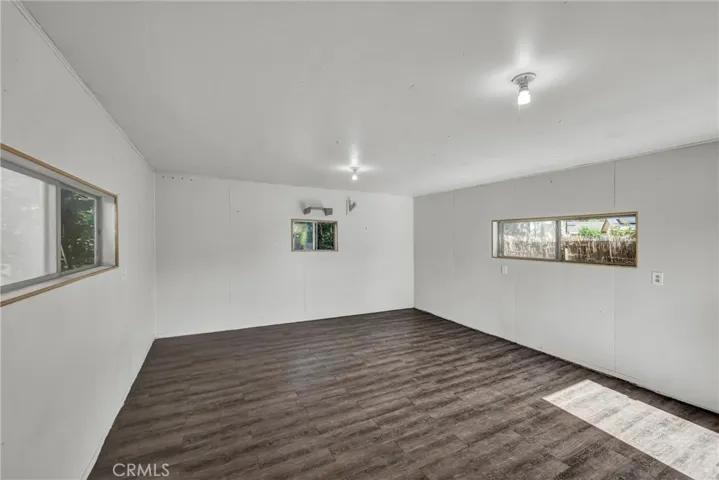 detached room