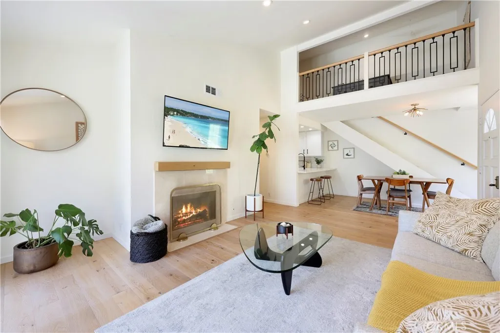 1326 W Park