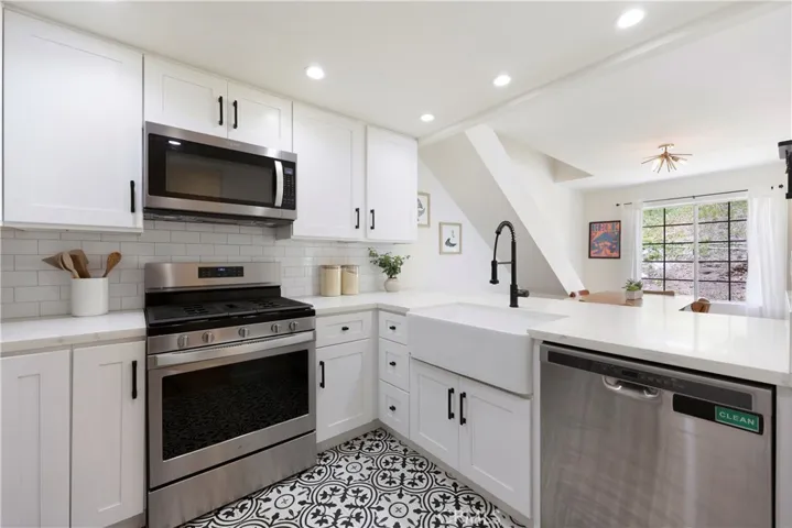 1326 W Park Western Drive 202, San Pedro, California 90732