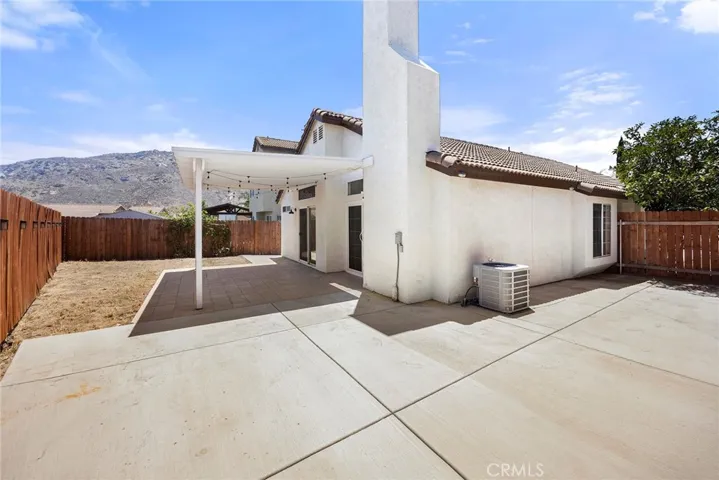 15516 Carrera, Fontana, California 92337