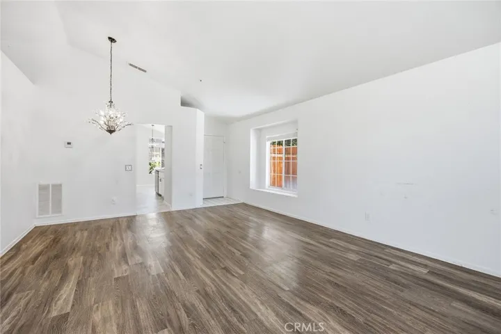 15516 Carrera, Fontana, California 92337