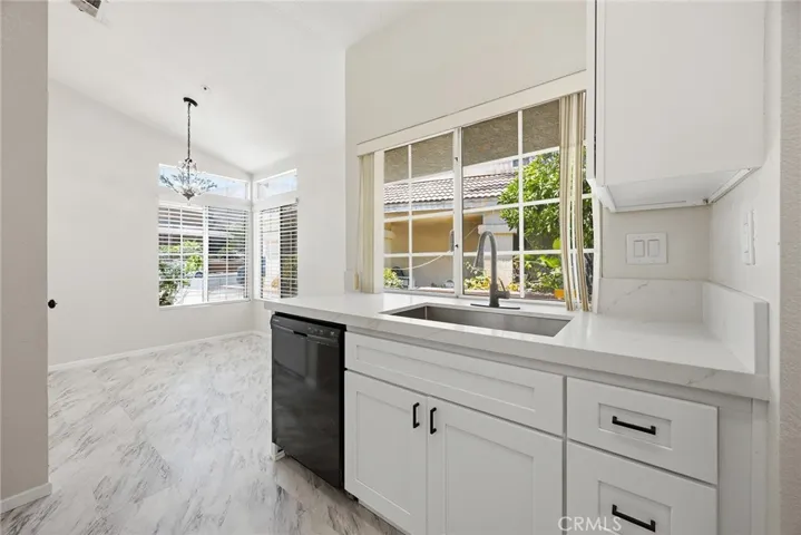 15516 Carrera, Fontana, California 92337