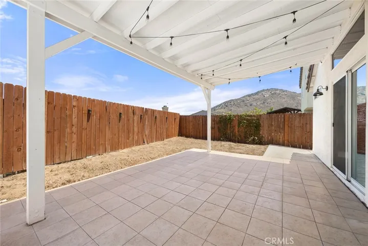 15516 Carrera, Fontana, California 92337