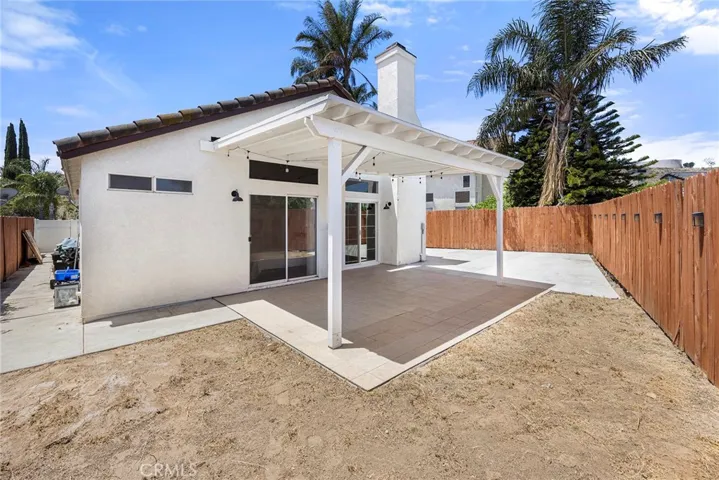 15516 Carrera, Fontana, California 92337