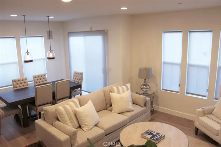 1327 Corte Alemano, Costa Mesa, California 92626