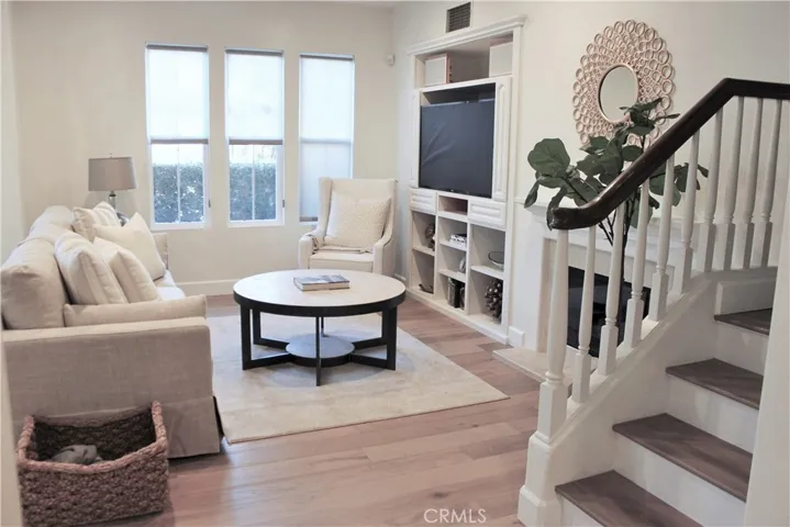 1327 Corte Alemano, Costa Mesa, California 92626