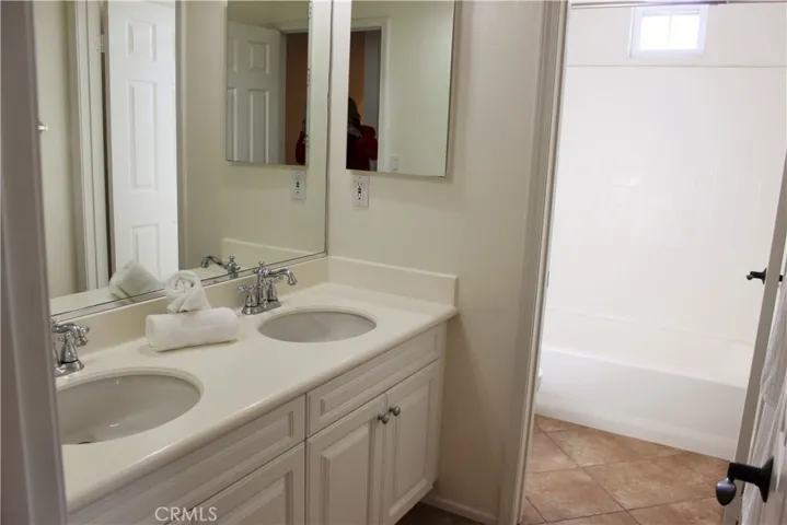 1327 Corte Alemano, Costa Mesa, California 92626