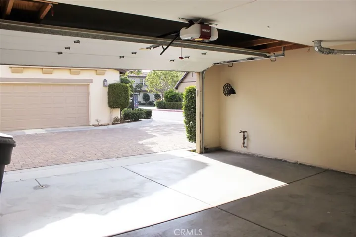 1327 Corte Alemano, Costa Mesa, California 92626