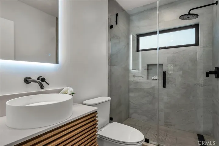 2313 Andreo Avenue, Torrance, California 90501