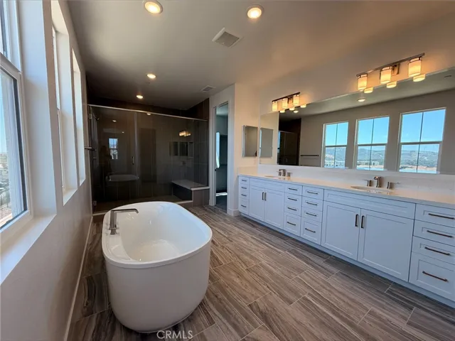842 Heather Road, Rancho Mission Viejo, California 92694