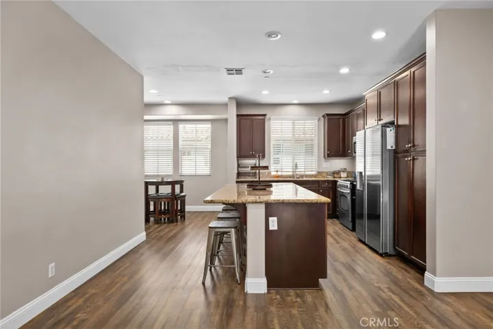 6256 Camposa Lane, Eastvale, California 91752