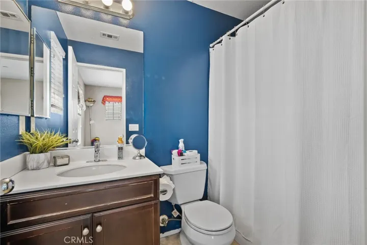 6256 Camposa Lane, Eastvale, California 91752