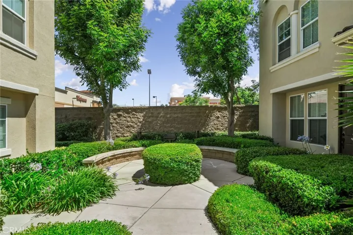 6256 Camposa Lane, Eastvale, California 91752