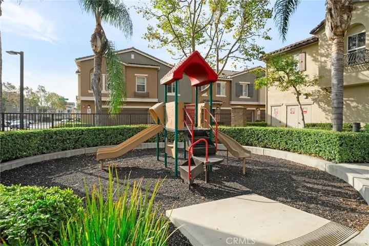 6256 Camposa Lane, Eastvale, California 91752