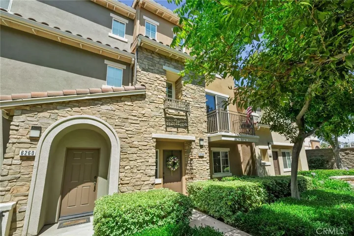 6256 Camposa Lane, Eastvale, California 91752