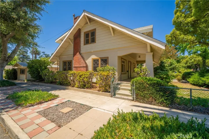 2382 Bonita Avenue, La Verne, California 91750