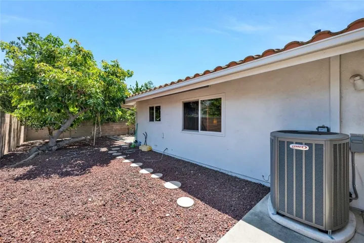 19002 Chadbourne Lane, North Tustin, California 92705