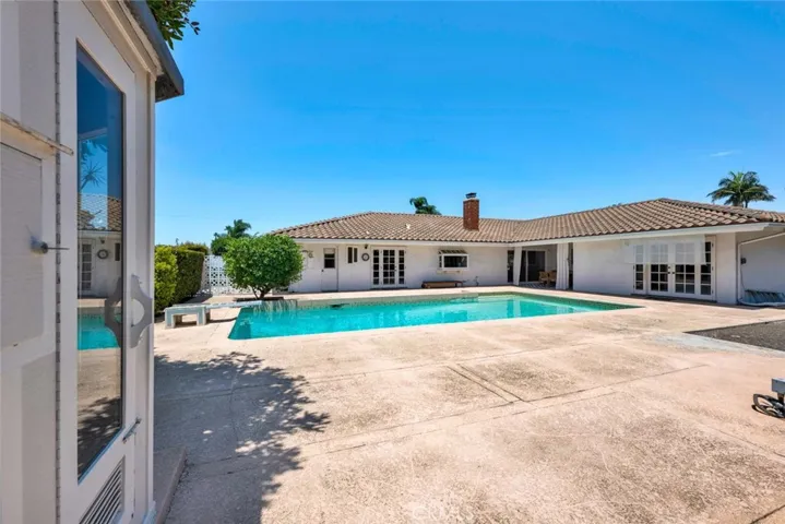19002 Chadbourne Lane, North Tustin, California 92705