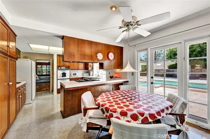 19002 Chadbourne Lane, North Tustin, California 92705