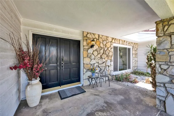 19002 Chadbourne Lane, North Tustin, California 92705