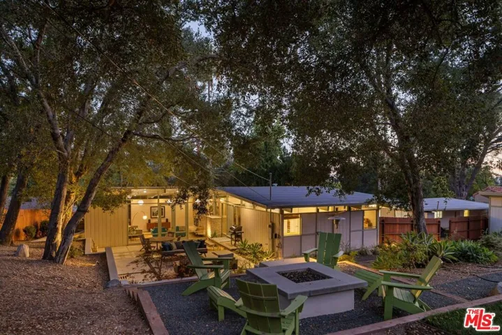 2035 Skyview Drive, Altadena, California 91001