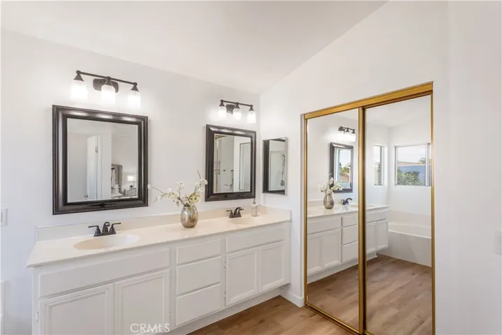 230 Del Mesa, Oceanside, California 92058