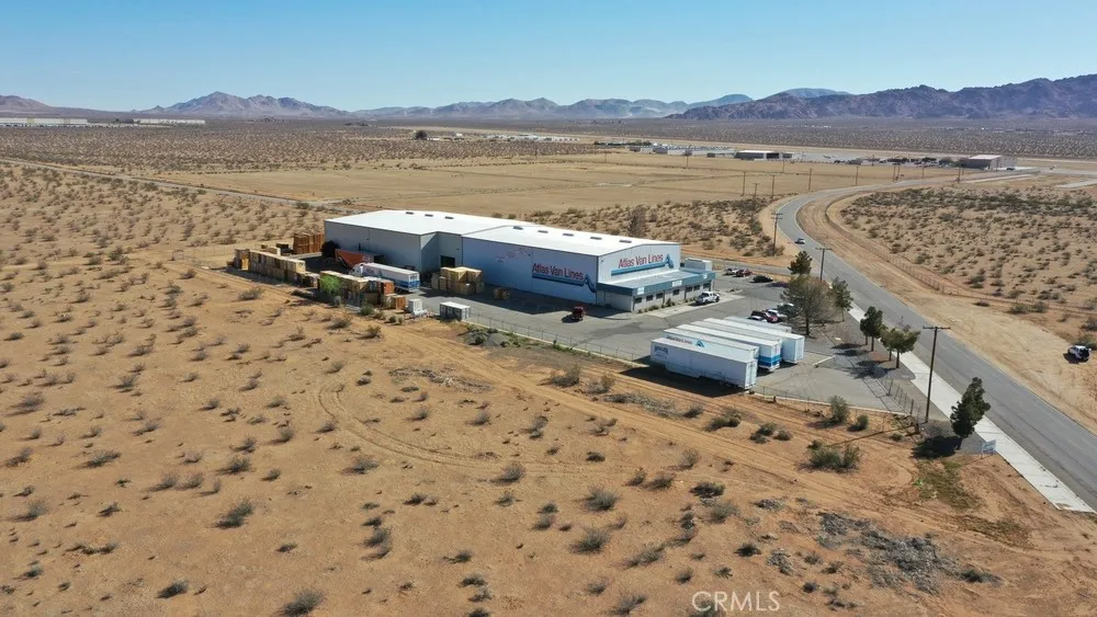 21284 Corwin Road, Apple Valley, California 92307 — photo 4