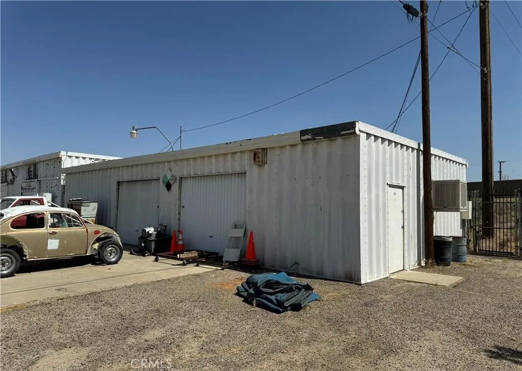 1560 State Street, Barstow, California 92311 — photo 5
