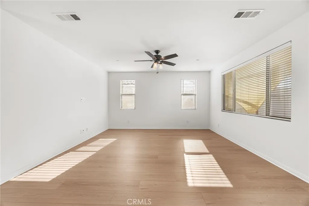 gallery-image 5