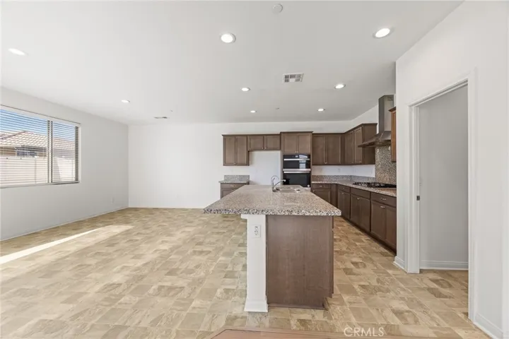774 Green Court, Perris, California 92571