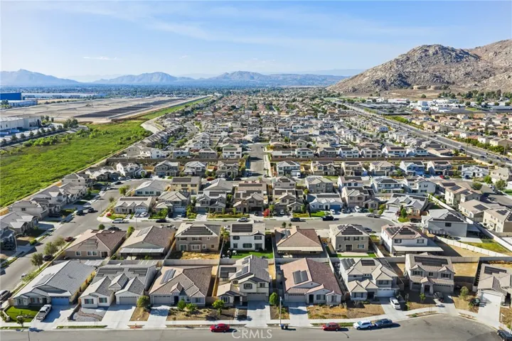 774 Green Court, Perris, California 92571