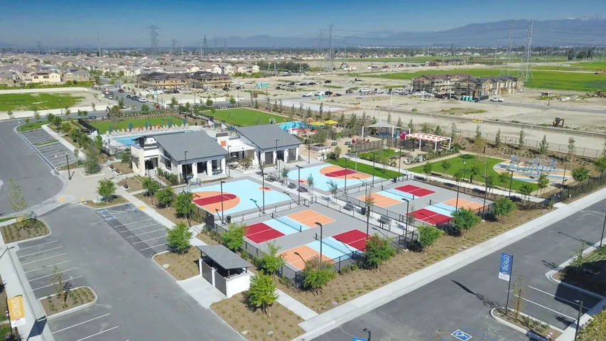 4154 S S. Wildflax Paseo 104, Ontario, California 91761