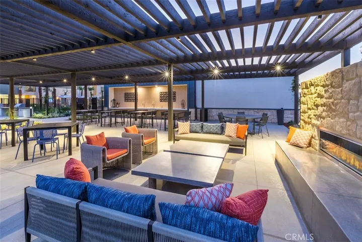 4154 S S. Wildflax Paseo 104, Ontario, California 91761