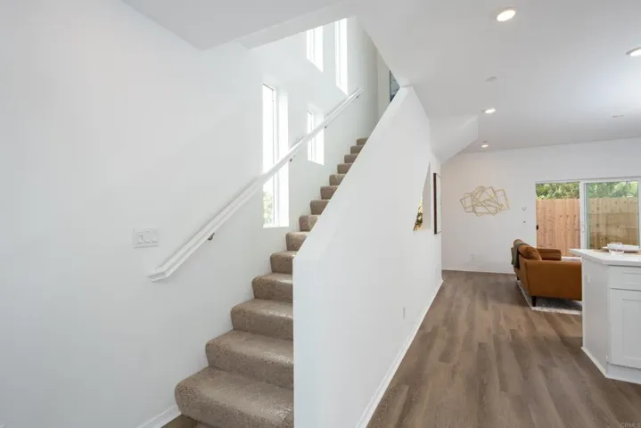 4976 Ocean View Boulevard, San Diego, California 92113