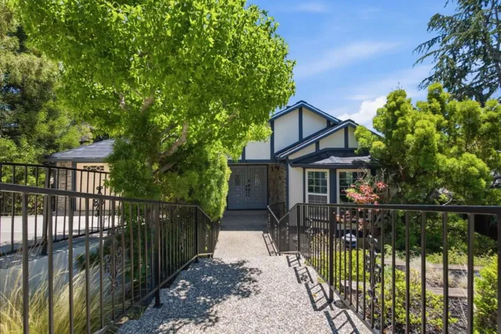 179 Bay View Drive, San Carlos, California 94070