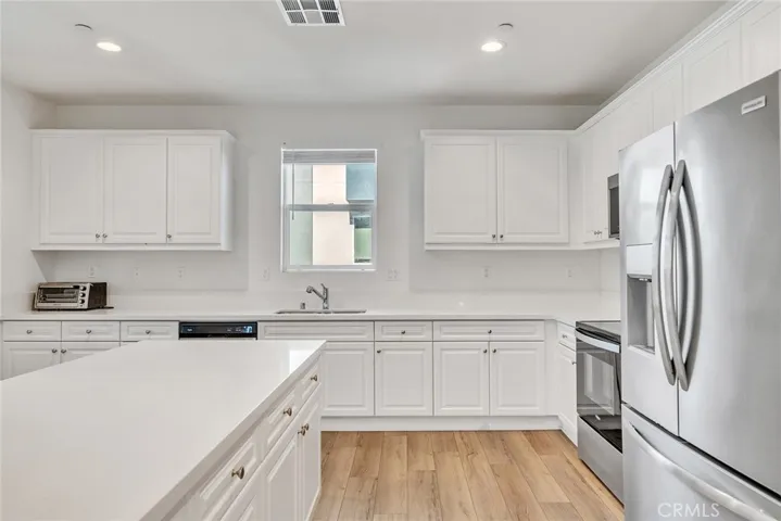 911 E 3rd, Santa Ana, California 92701