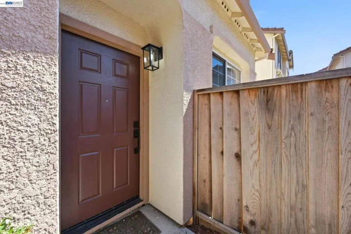 2245 Pipit Ct, San Leandro, California 94579