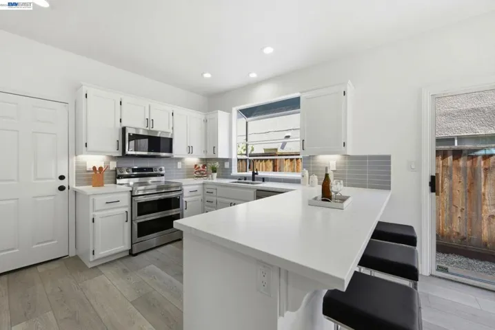 2245 Pipit Ct, San Leandro, California 94579