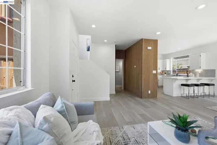 2245 Pipit Ct, San Leandro, California 94579