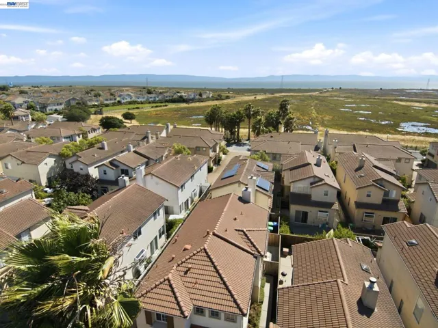 2245 Pipit Ct, San Leandro, California 94579