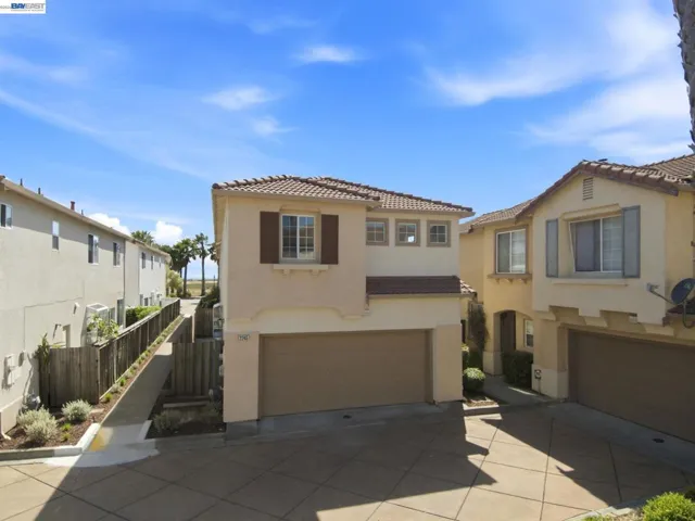 2245 Pipit Ct, San Leandro, California 94579